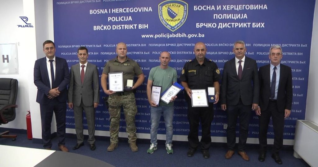 Brčko: Uručena priznanja za hrabrost u 2024. godini priznanja hrabrost